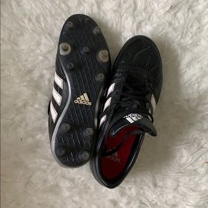 Unisex soccer cleats!